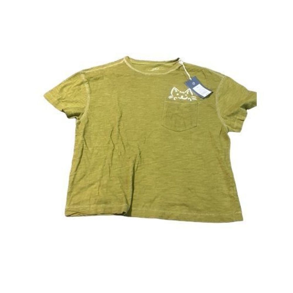 5/$25 NWT Universal three tshirt